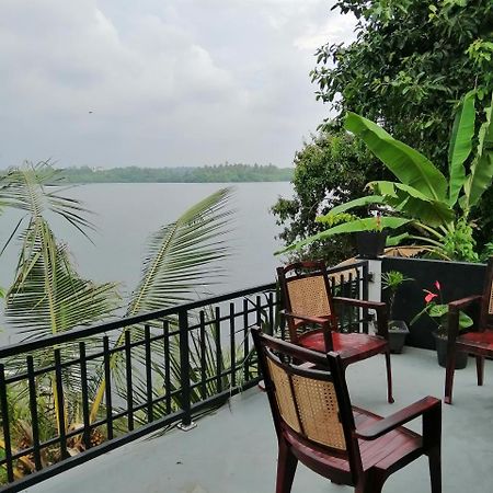 Hikka Lagoon Hikkaduwa Buitenkant foto